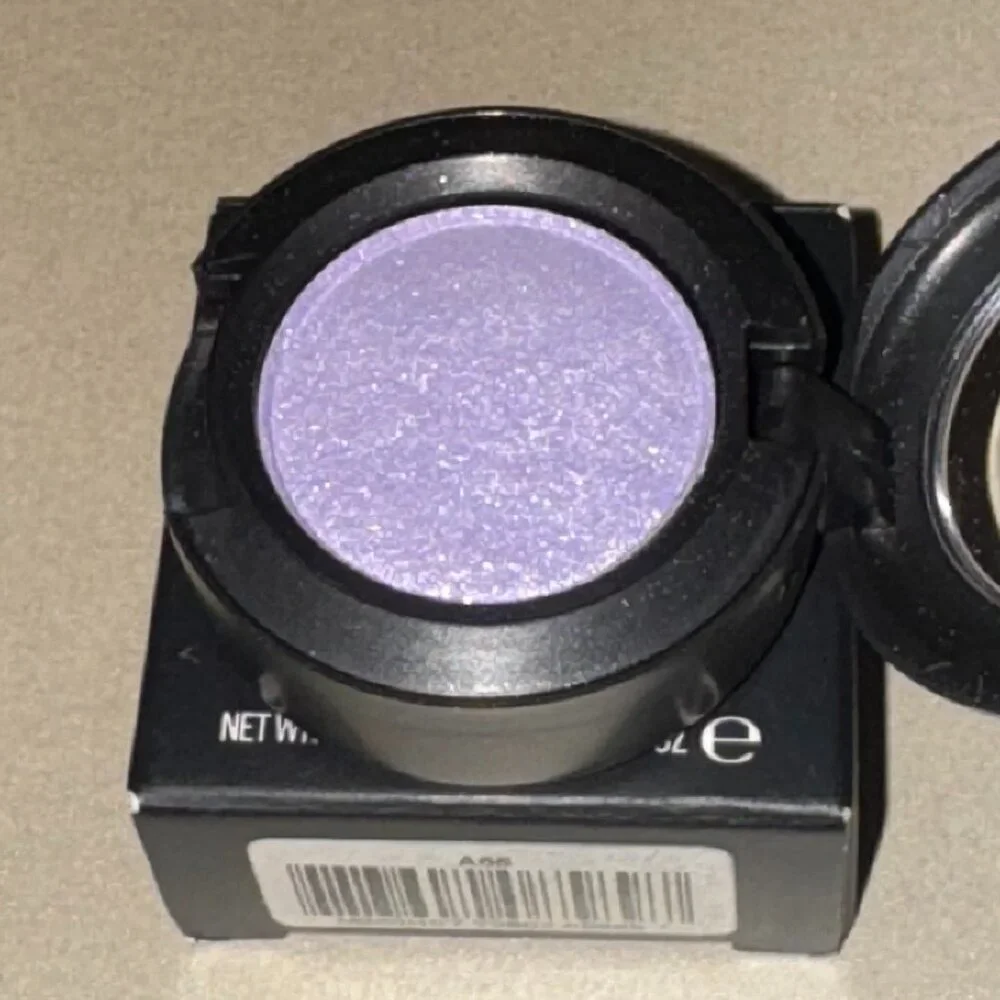 MAC Li' Lily Eyeshadow